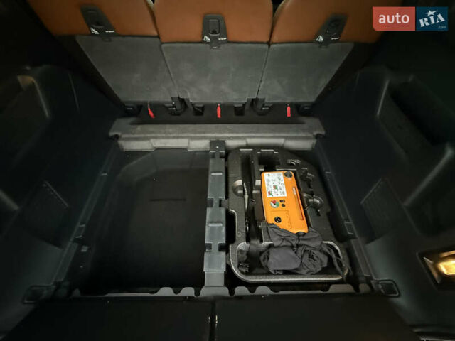 Чорний Пежо 5008, об'ємом двигуна 1.6 л та пробігом 224 тис. км за 7999 $, фото 37 на Automoto.ua