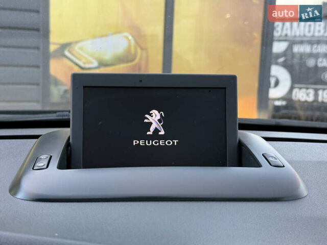 Чорний Пежо 5008, об'ємом двигуна 1.6 л та пробігом 224 тис. км за 7999 $, фото 49 на Automoto.ua