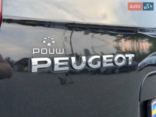 Пежо 5008 2012 у Стрые на Automoto.ua Чорний Пежо 5008, об'ємом двигуна 1.6 л та пробігом 225 тис. км за 7999 $, фото 62 на Automoto.ua