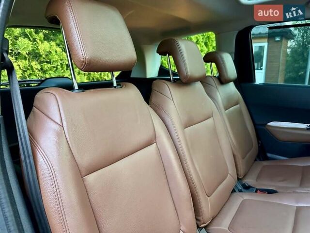 Пежо 5008 2012 у Стрые на Automoto.ua Чорний Пежо 5008, об'ємом двигуна 1.6 л та пробігом 225 тис. км за 7999 $, фото 70 на Automoto.ua