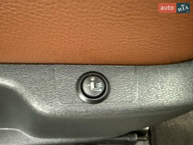 Чорний Пежо 5008, об'ємом двигуна 1.6 л та пробігом 224 тис. км за 7999 $, фото 28 на Automoto.ua