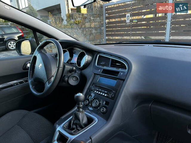 Чорний Пежо 5008, об'ємом двигуна 1.6 л та пробігом 240 тис. км за 7850 $, фото 3 на Automoto.ua