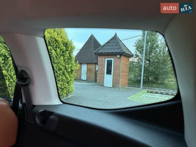 Пежо 5008 2012 у Стрые на Automoto.ua Чорний Пежо 5008, об'ємом двигуна 1.6 л та пробігом 225 тис. км за 7999 $, фото 48 на Automoto.ua