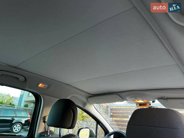 Черный Пежо 5008, объемом двигателя 1.6 л и пробегом 250 тыс. км за 7799 $, фото 34 на Automoto.ua