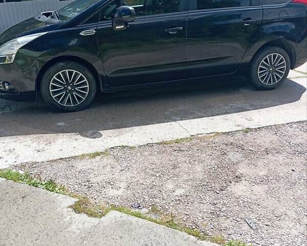 Черный Пежо 5008, объемом двигателя 1.6 л и пробегом 251 тыс. км за 8500 $, фото 4 на Automoto.ua