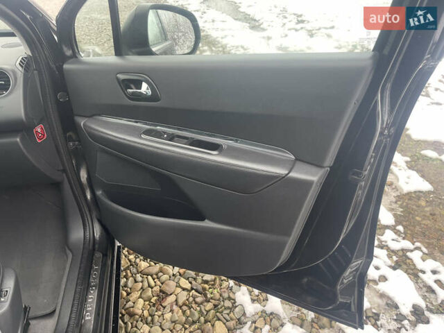 Черный Пежо 5008, объемом двигателя 1.6 л и пробегом 268 тыс. км за 9200 $, фото 30 на Automoto.ua