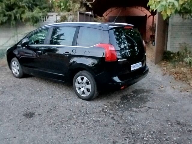 Чорний Пежо 5008, об'ємом двигуна 1.6 л та пробігом 210 тис. км за 7200 $, фото 10 на Automoto.ua