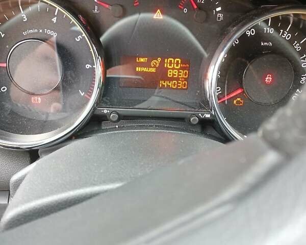 Черный Пежо 5008, объемом двигателя 1.6 л и пробегом 145 тыс. км за 6200 $, фото 2 на Automoto.ua