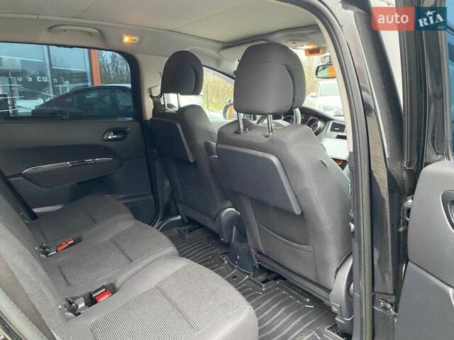 Черный Пежо 5008, объемом двигателя 2 л и пробегом 240 тыс. км за 11600 $, фото 22 на Automoto.ua