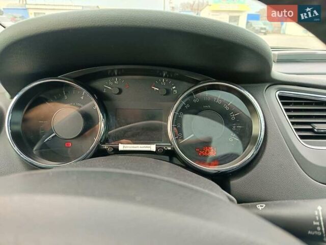 Черный Пежо 5008, объемом двигателя 1.6 л и пробегом 256 тыс. км за 10100 $, фото 13 на Automoto.ua