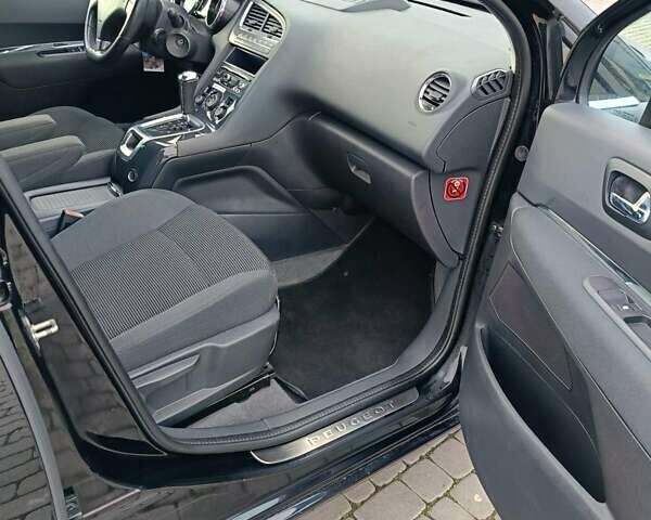 Черный Пежо 5008, объемом двигателя 1.6 л и пробегом 256 тыс. км за 10100 $, фото 5 на Automoto.ua