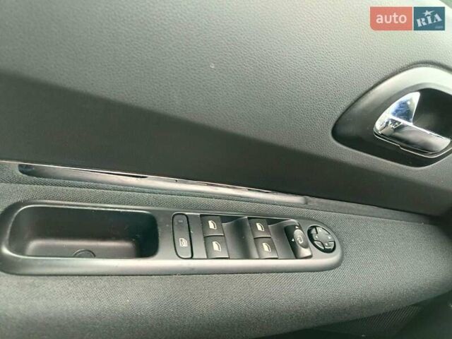 Черный Пежо 5008, объемом двигателя 1.6 л и пробегом 256 тыс. км за 10100 $, фото 10 на Automoto.ua