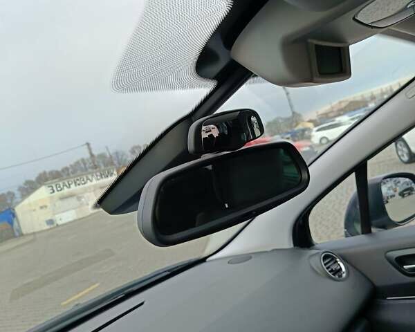 Черный Пежо 5008, объемом двигателя 1.6 л и пробегом 256 тыс. км за 10100 $, фото 8 на Automoto.ua