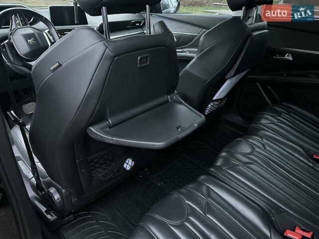 Черный Пежо 5008, объемом двигателя 1.56 л и пробегом 138 тыс. км за 19700 $, фото 19 на Automoto.ua