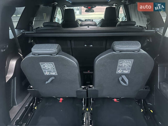 Черный Пежо 5008, объемом двигателя 1.5 л и пробегом 140 тыс. км за 23499 $, фото 20 на Automoto.ua