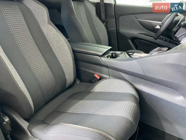 Чорний Пежо 5008, об'ємом двигуна 1.5 л та пробігом 171 тис. км за 20850 $, фото 12 на Automoto.ua