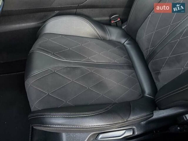 Черный Пежо 5008, объемом двигателя 2 л и пробегом 188 тыс. км за 24900 $, фото 70 на Automoto.ua