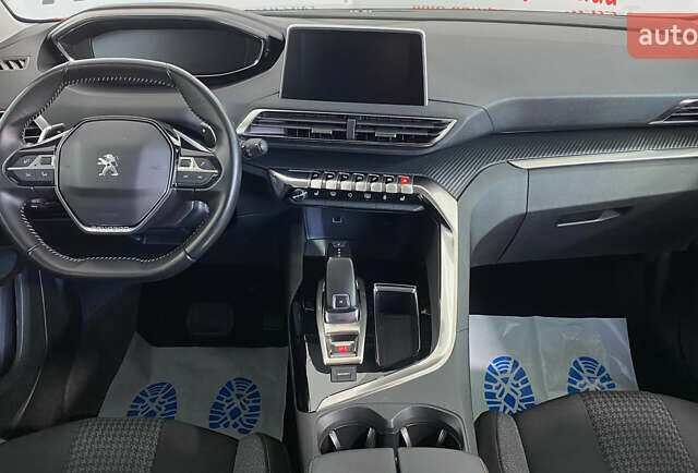 Чорний Пежо 5008, об'ємом двигуна 1.5 л та пробігом 171 тис. км за 20850 $, фото 13 на Automoto.ua
