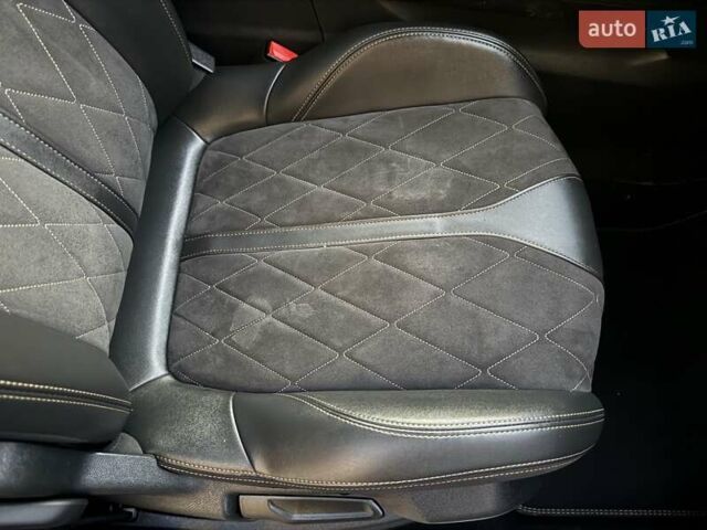 Черный Пежо 5008, объемом двигателя 2 л и пробегом 188 тыс. км за 24900 $, фото 97 на Automoto.ua