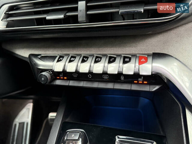 Чорний Пежо 5008, об'ємом двигуна 1.5 л та пробігом 195 тис. км за 24700 $, фото 40 на Automoto.ua