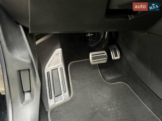 Чорний Пежо 5008, об'ємом двигуна 1.5 л та пробігом 195 тис. км за 24700 $, фото 60 на Automoto.ua