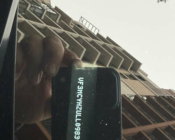 Чорний Пежо 5008, об'ємом двигуна 1.5 л та пробігом 195 тис. км за 24700 $, фото 67 на Automoto.ua