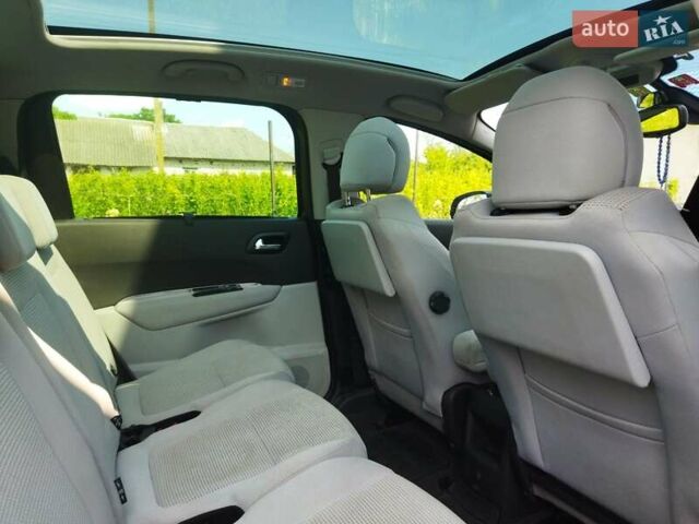 Чорний Пежо 5008, об'ємом двигуна 1.6 л та пробігом 202 тис. км за 6200 $, фото 7 на Automoto.ua