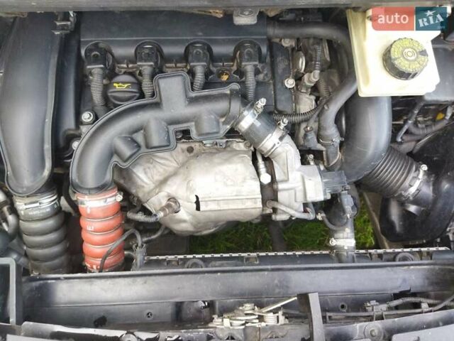 Чорний Пежо 5008, об'ємом двигуна 1.6 л та пробігом 202 тис. км за 6200 $, фото 30 на Automoto.ua