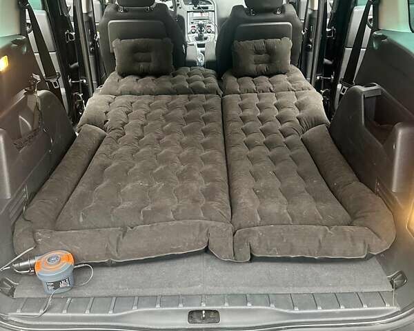 Пежо 5008 2009 в Львове на Automoto.ua Черный Пежо 5008, объемом двигателя 1.6 л и пробегом 253 тыс. км за 6500 $, фото 26 на Automoto.ua