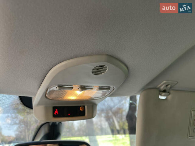 Черный Пежо 5008, объемом двигателя 1.56 л и пробегом 272 тыс. км за 8200 $, фото 20 на Automoto.ua