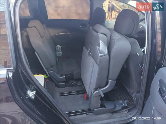 Черный Пежо 5008, объемом двигателя 1.6 л и пробегом 129 тыс. км за 6200 $, фото 17 на Automoto.ua