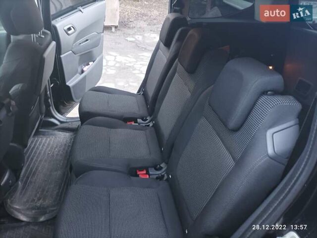Черный Пежо 5008, объемом двигателя 1.6 л и пробегом 129 тыс. км за 6200 $, фото 12 на Automoto.ua