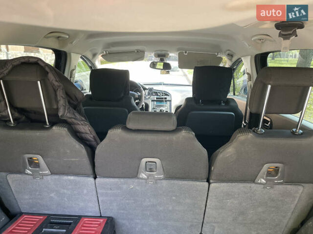 Черный Пежо 5008, объемом двигателя 1.56 л и пробегом 272 тыс. км за 8200 $, фото 9 на Automoto.ua