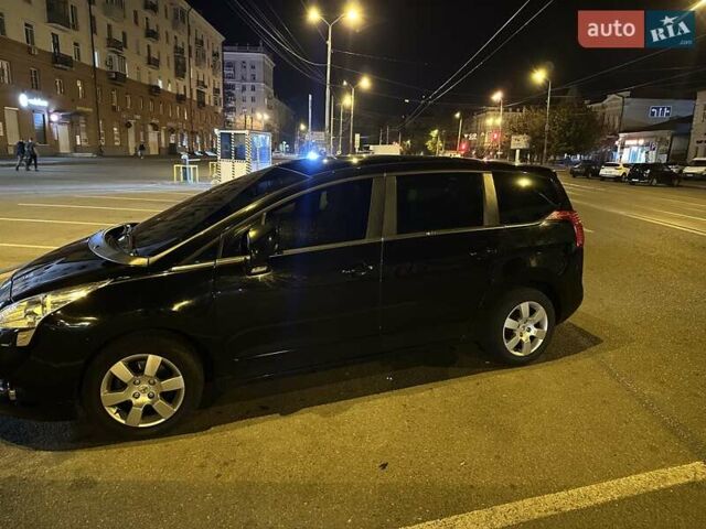 Черный Пежо 5008, объемом двигателя 1.6 л и пробегом 147 тыс. км за 8500 $, фото 1 на Automoto.ua