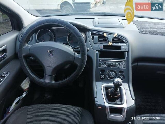 Черный Пежо 5008, объемом двигателя 1.6 л и пробегом 129 тыс. км за 6200 $, фото 8 на Automoto.ua