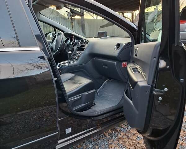 Черный Пежо 5008, объемом двигателя 2 л и пробегом 246 тыс. км за 9300 $, фото 6 на Automoto.ua