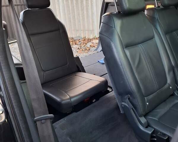 Черный Пежо 5008, объемом двигателя 2 л и пробегом 246 тыс. км за 9300 $, фото 16 на Automoto.ua
