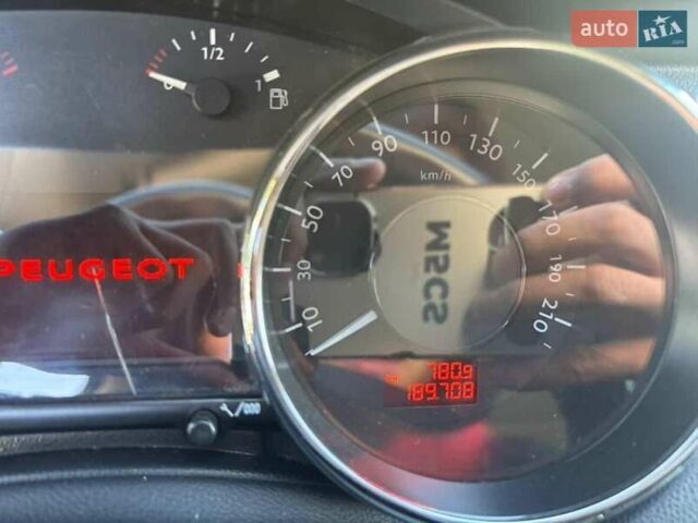 Черный Пежо 5008, объемом двигателя 1.6 л и пробегом 190 тыс. км за 6700 $, фото 1 на Automoto.ua