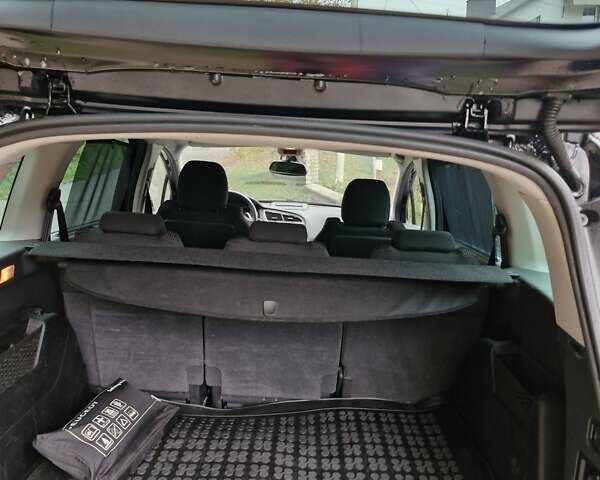 Пежо 5008 2012 в Тернополе на Automoto.ua Черный Пежо 5008, объемом двигателя 1.6 л и пробегом 190 тыс. км за 9900 $, фото 32 на Automoto.ua