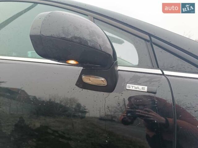 Чорний Пежо 5008, об'ємом двигуна 1.6 л та пробігом 206 тис. км за 7200 $, фото 28 на Automoto.ua