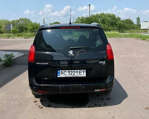 Чорний Пежо 5008, об'ємом двигуна 1.56 л та пробігом 187 тис. км за 9600 $, фото 7 на Automoto.ua