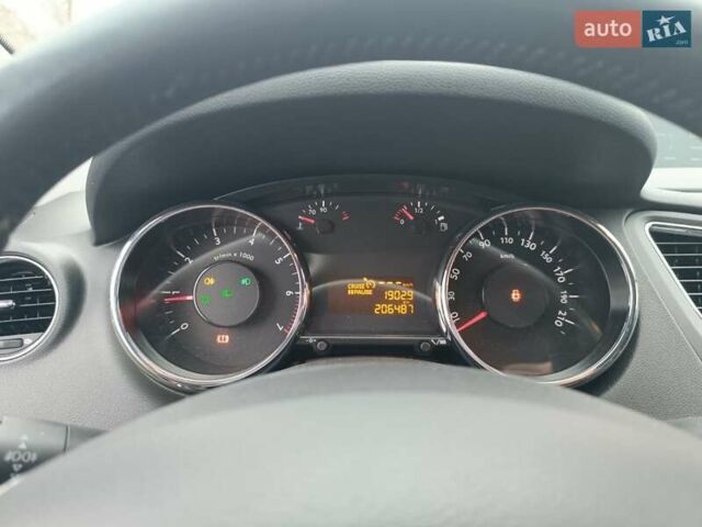 Чорний Пежо 5008, об'ємом двигуна 1.6 л та пробігом 206 тис. км за 7200 $, фото 14 на Automoto.ua