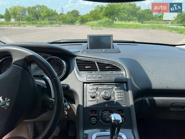 Чорний Пежо 5008, об'ємом двигуна 1.56 л та пробігом 187 тис. км за 9600 $, фото 13 на Automoto.ua