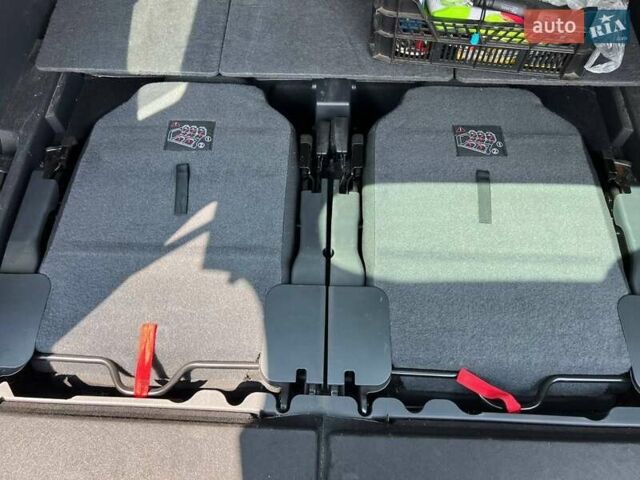 Чорний Пежо 5008, об'ємом двигуна 1.56 л та пробігом 187 тис. км за 9600 $, фото 18 на Automoto.ua