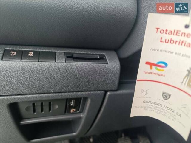 Чорний Пежо 5008, об'ємом двигуна 1.6 л та пробігом 206 тис. км за 7200 $, фото 18 на Automoto.ua