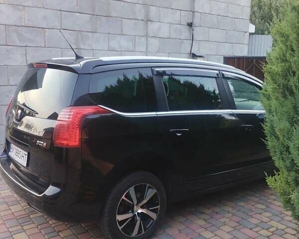 Черный Пежо 5008, объемом двигателя 2 л и пробегом 268 тыс. км за 9500 $, фото 5 на Automoto.ua