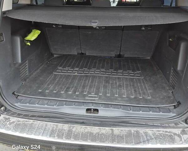 Черный Пежо 5008, объемом двигателя 2 л и пробегом 240 тыс. км за 11500 $, фото 10 на Automoto.ua