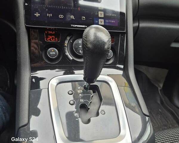 Черный Пежо 5008, объемом двигателя 2 л и пробегом 240 тыс. км за 11500 $, фото 20 на Automoto.ua