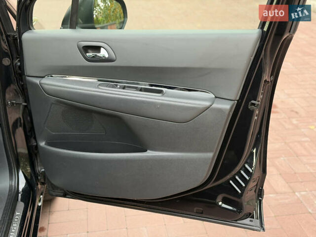 Черный Пежо 5008, объемом двигателя 1.6 л и пробегом 150 тыс. км за 12300 $, фото 22 на Automoto.ua