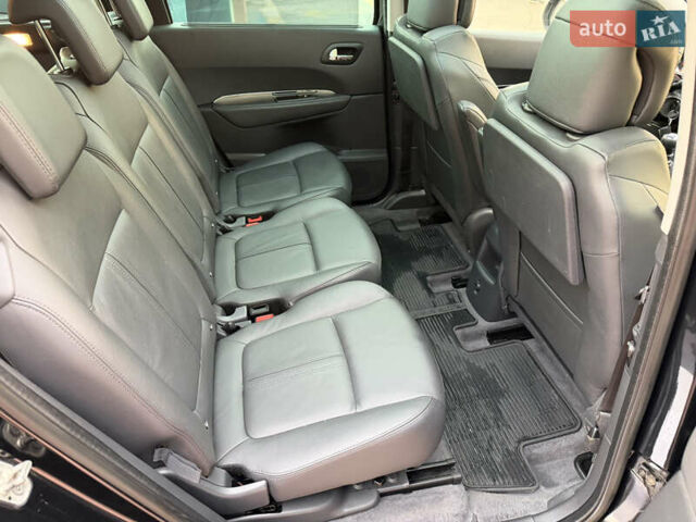 Черный Пежо 5008, объемом двигателя 1.6 л и пробегом 150 тыс. км за 12300 $, фото 73 на Automoto.ua